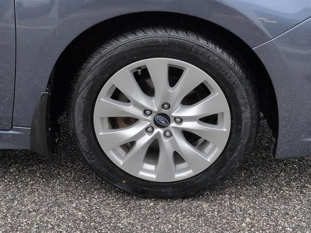 Used 2017 Subaru Legacy 2.5i Premium w/ Moonroof Package AWD/4WD image 11