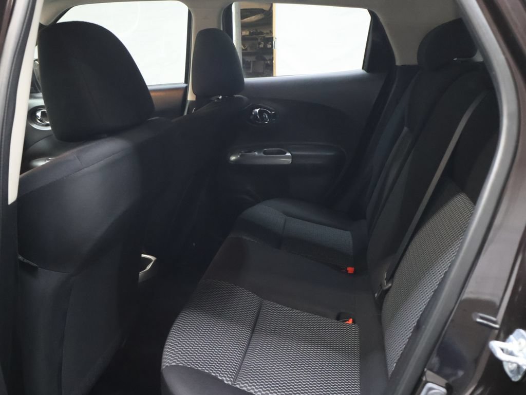 Used 2016 Nissan Juke S FWD image 15