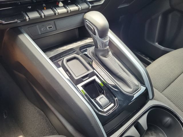 Used 2024 Chevrolet Colorado LT RWD image 31