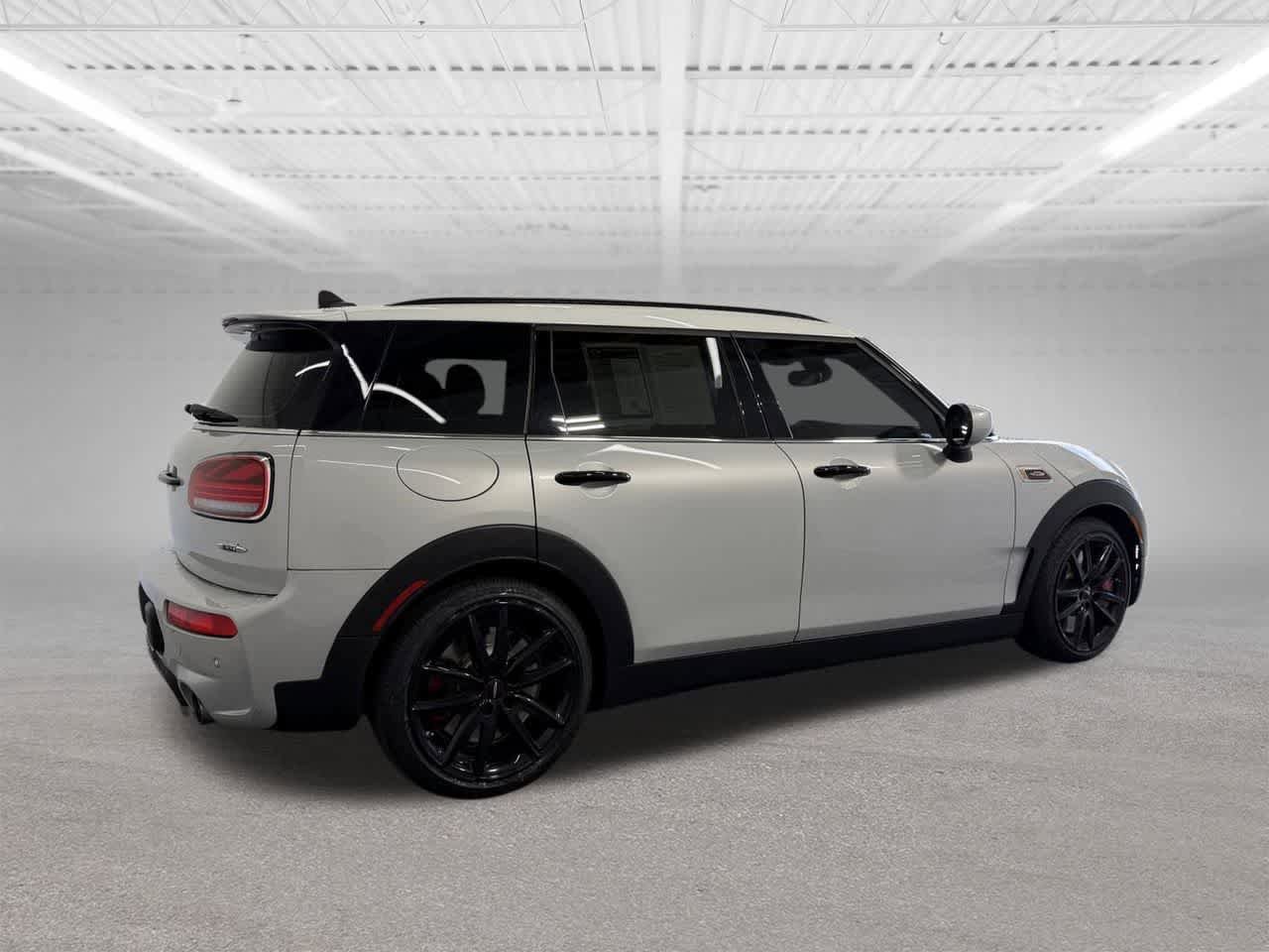 Certified 2023 MINI Cooper Clubman John Cooper Works w/ Signature Upholstery Package AWD/4WD image 6