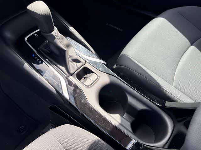 Used 2022 Toyota Corolla LE FWD image 19