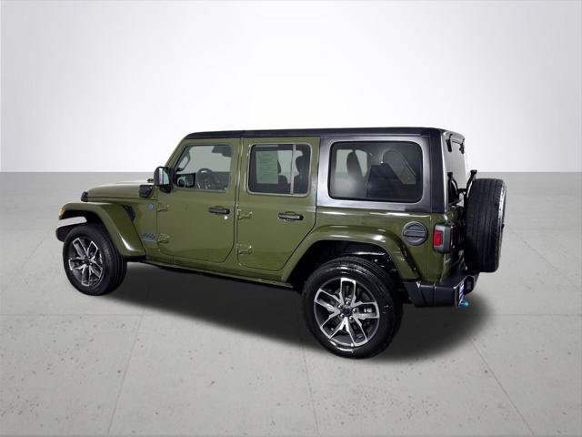 Certified 2024 Jeep Wrangler Unlimited AWD/4WD image 9