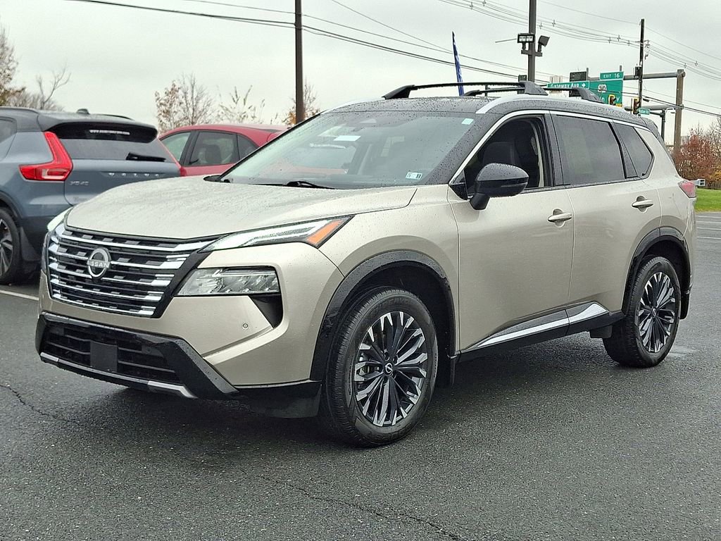 Used 2024 Nissan Rogue Platinum w/ Platinum Premium Package image 3