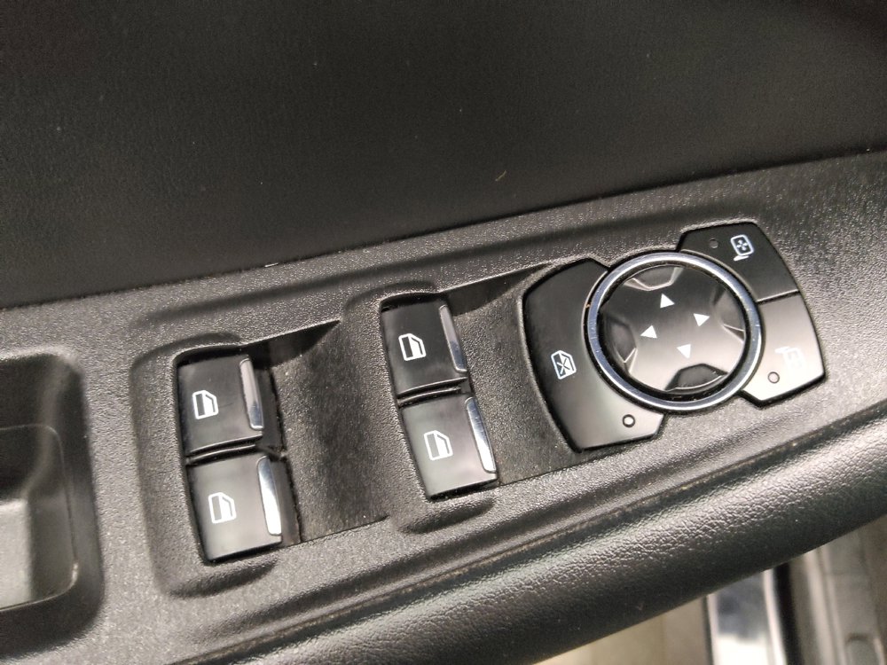 Used 2024 Ford Edge SEL image 27