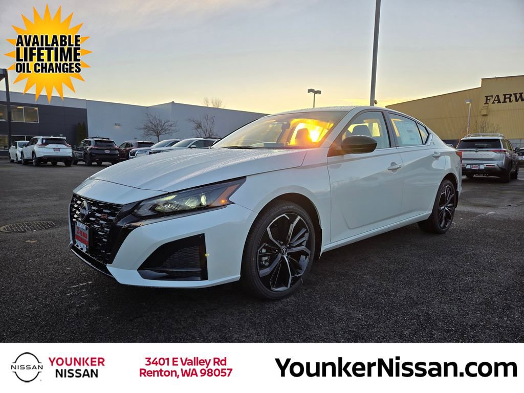 New 2025 Nissan Altima 2.5 SR w/ SR Premium Package image 1