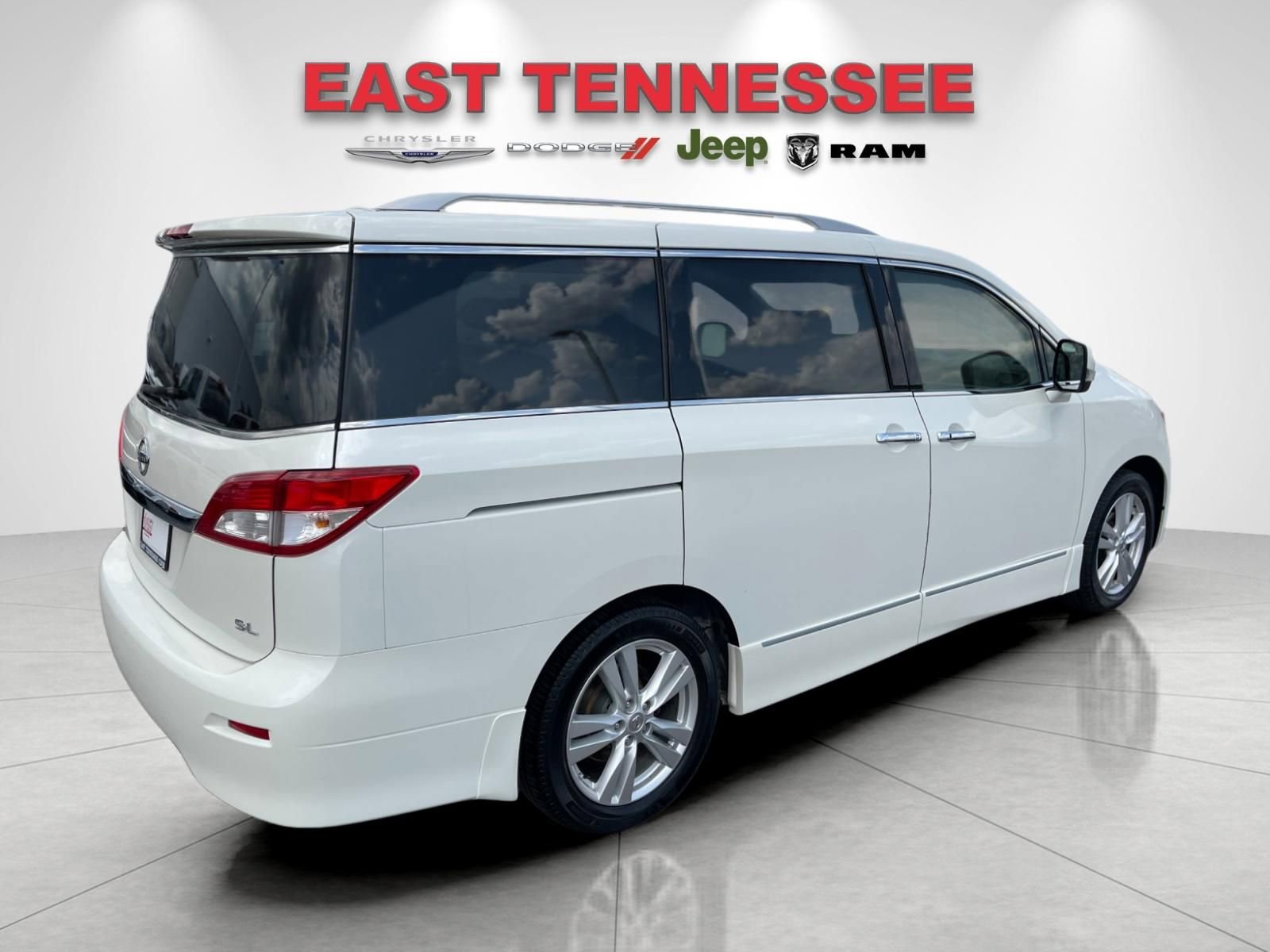 Used 2014 Nissan Quest SL FWD image 3