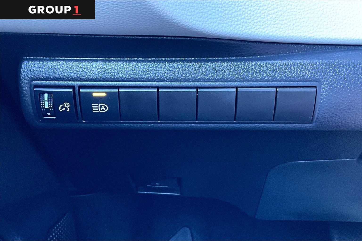 Certified 2023 Toyota Corolla LE FWD image 33
