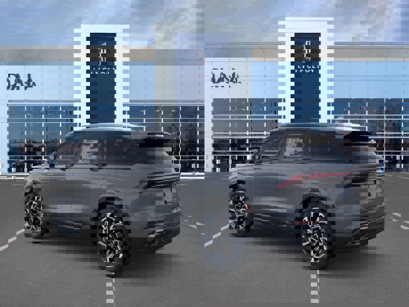 New 2025 Lincoln Nautilus Premier w/ Jet Appearance Package image 4