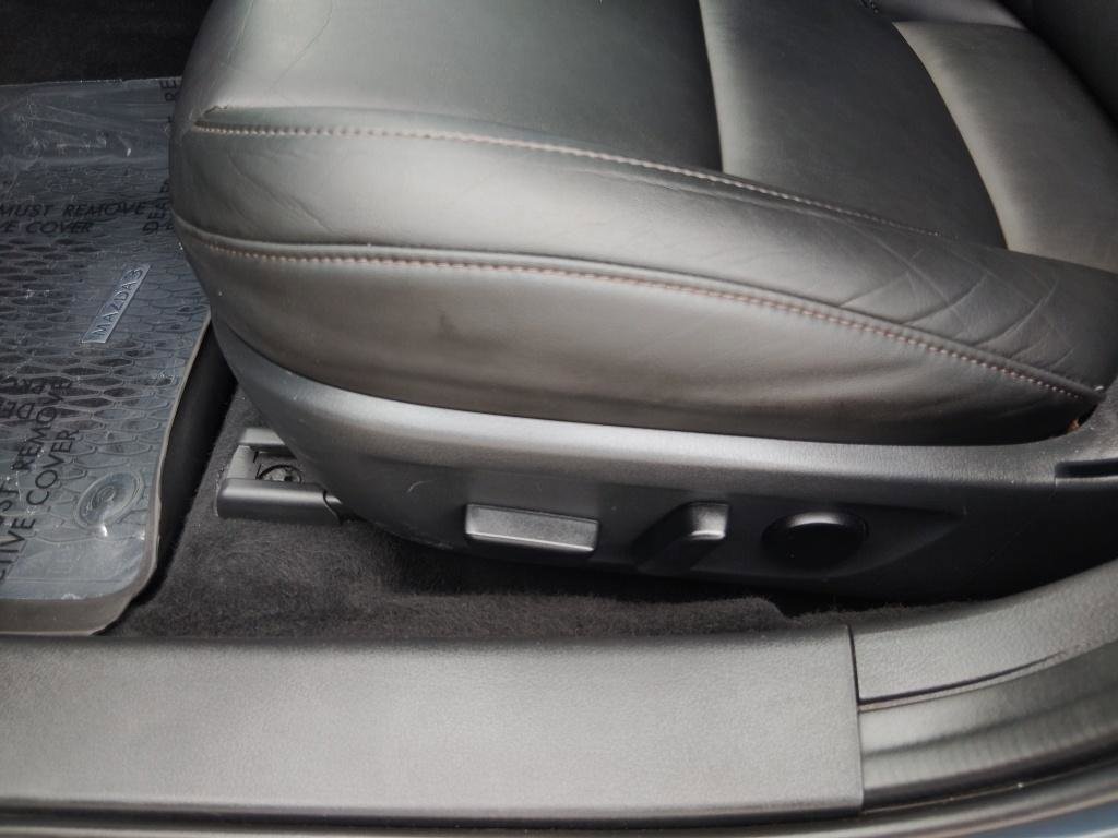 Used 2021 MAZDA MAZDA3 AWD 2.5 Turbo Hatchback image 15