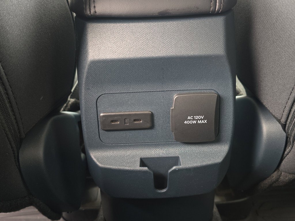 Used 2025 Ford Maverick XLT w/ XLT Luxury Package image 18