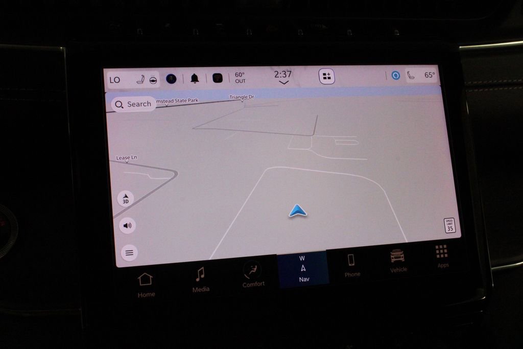 Used 2023 Jeep Grand Cherokee L Overland w/ Advanced Protech Group III image 8