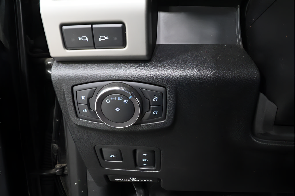 Used 2019 Ford F250 Lariat AWD/4WD image 17