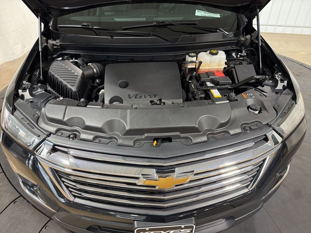 Used 2023 Chevrolet Traverse LT w/ LPO, Floor Liner Package image 45