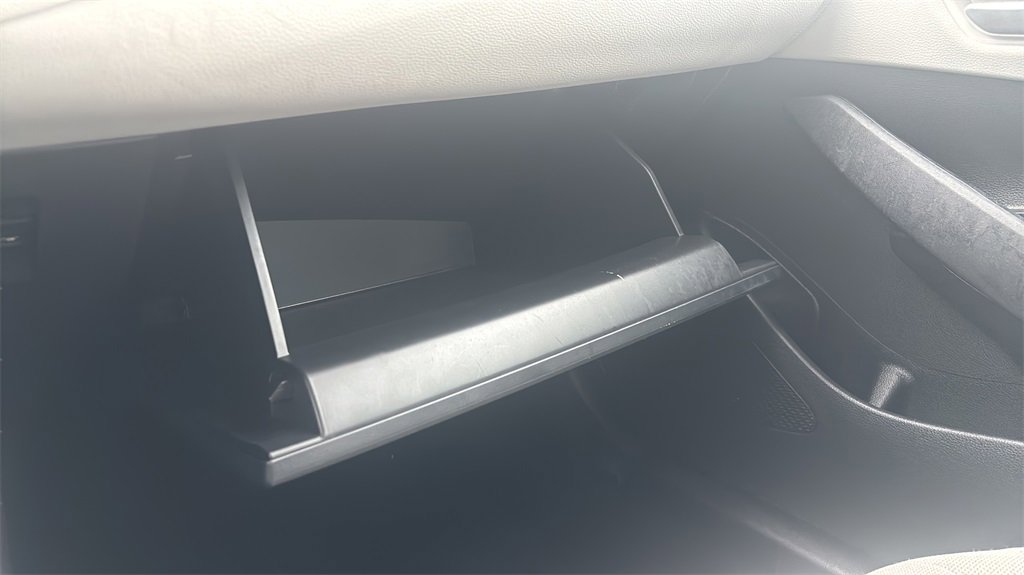 Used 2021 Toyota Corolla LE image 29