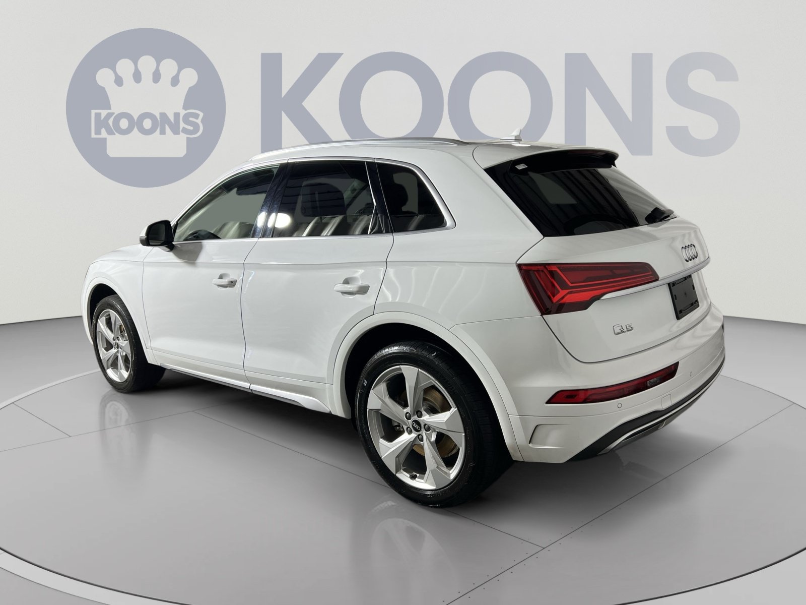 Used 2021 Audi Q5 2.0T Premium Plus w/ Premium Plus Package AWD/4WD image 4