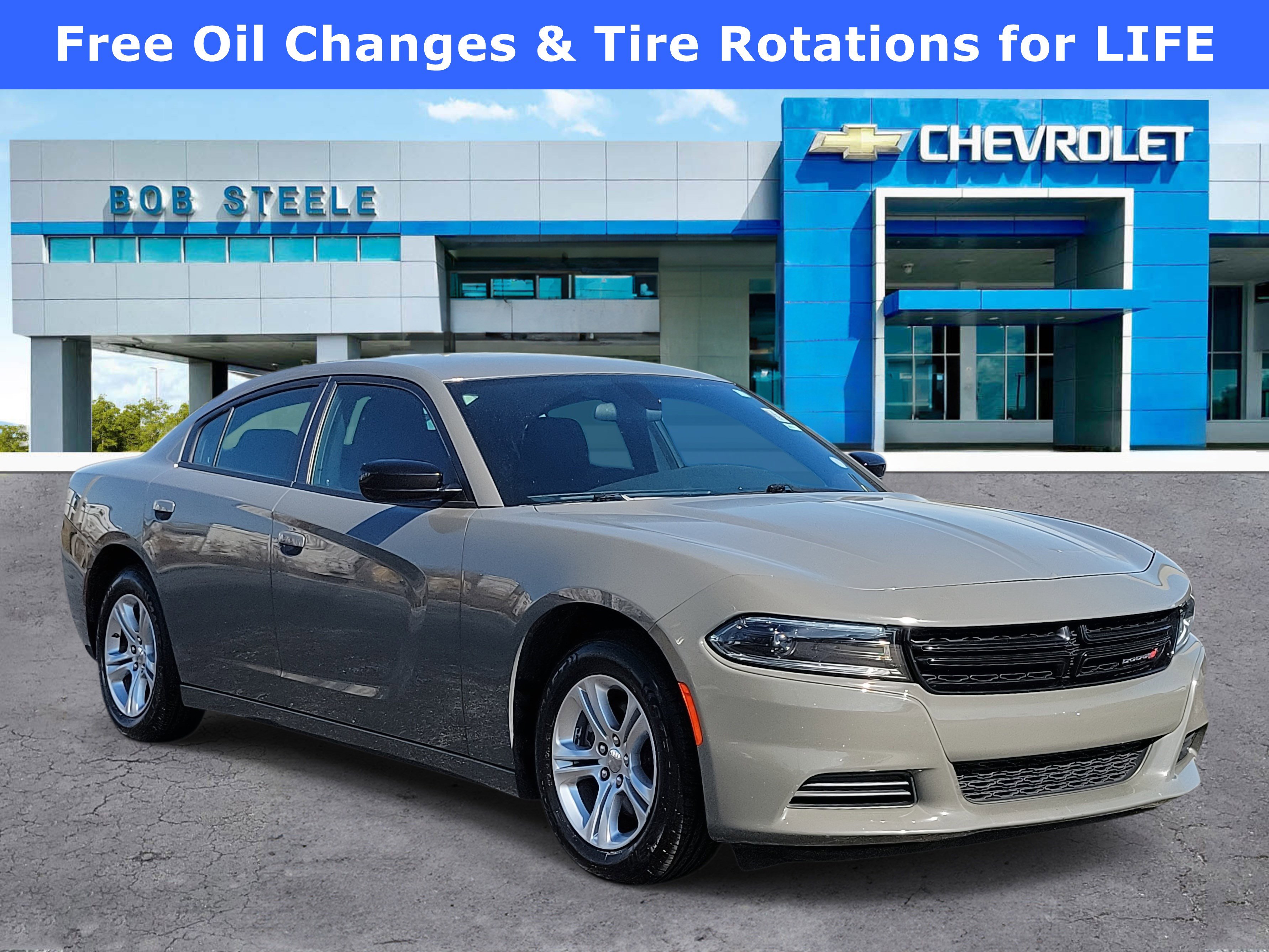 Used 2023 Dodge Charger SXT image 1