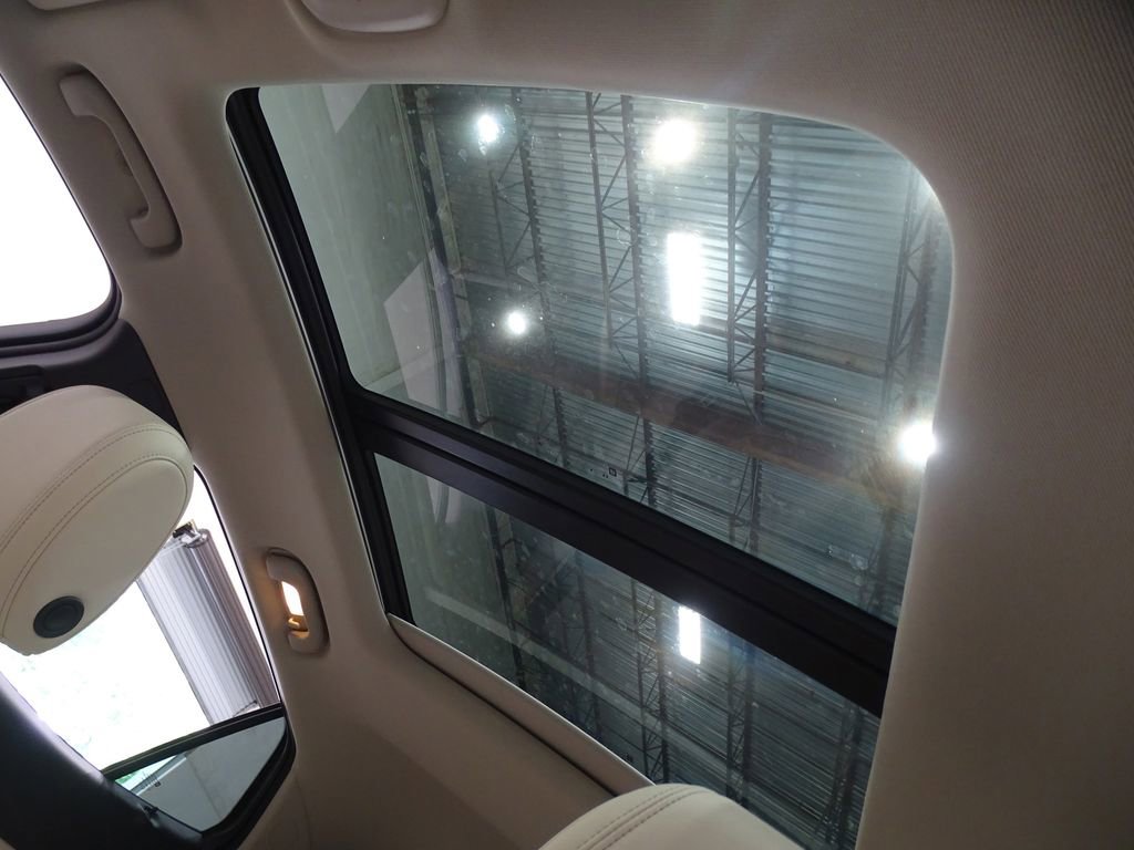 Used 2023 Buick Encore GX Essence w/ Experience Buick Package image 14