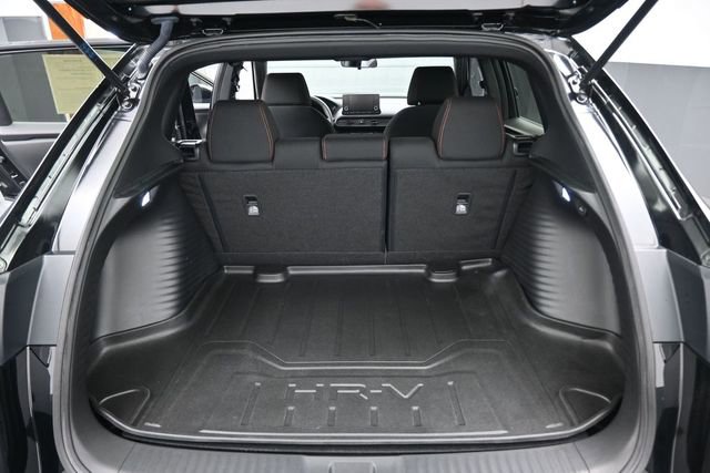 Used 2024 Honda HR-V Sport image 12