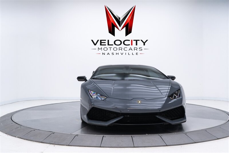 Used 2017 Lamborghini Huracan LP 610-4 AWD/4WD image 3