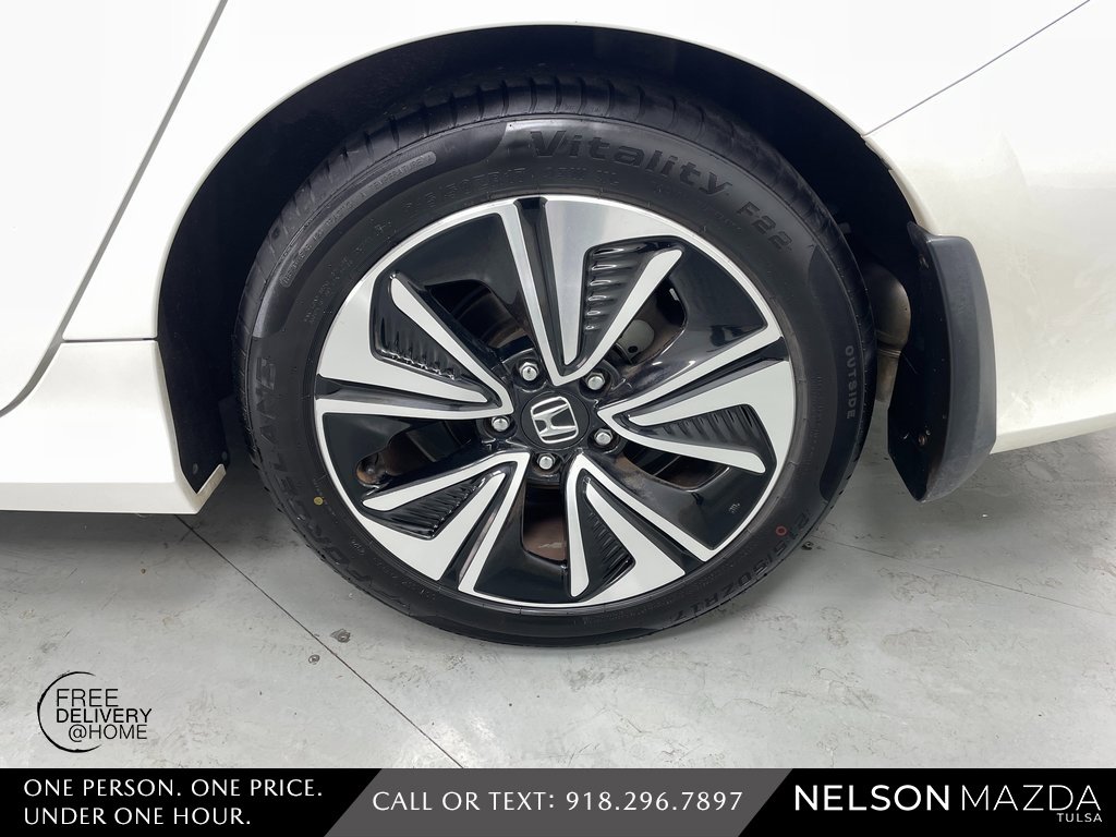 Used 2016 Honda Civic EX-T image 10