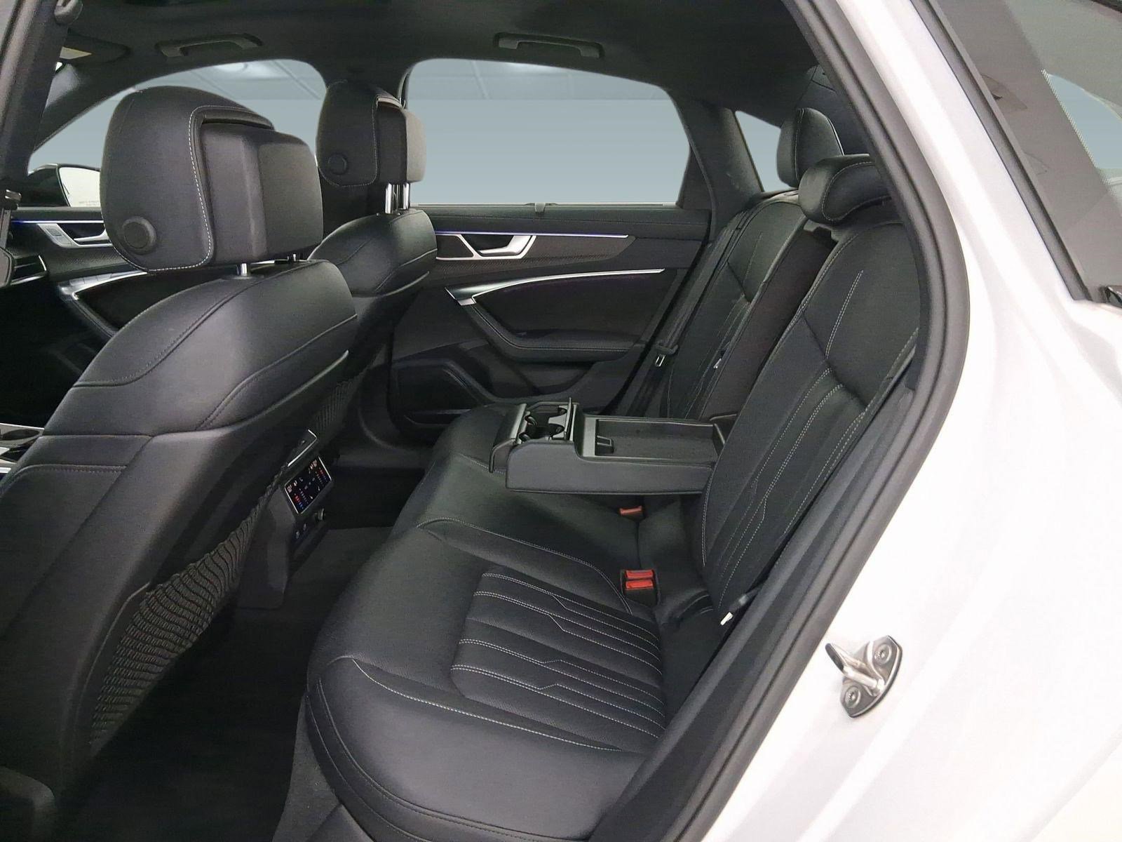 Used 2021 Audi S6 Prestige w/ Prestige Package image 13