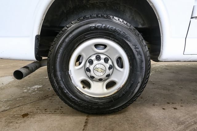 Used 2020 Chevrolet Express 2500 w/ Driver Convenience Package RWD image 14