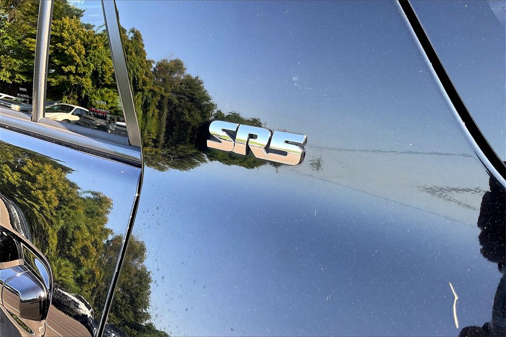 Used 2018 Toyota 4Runner SR5 Premium image 14