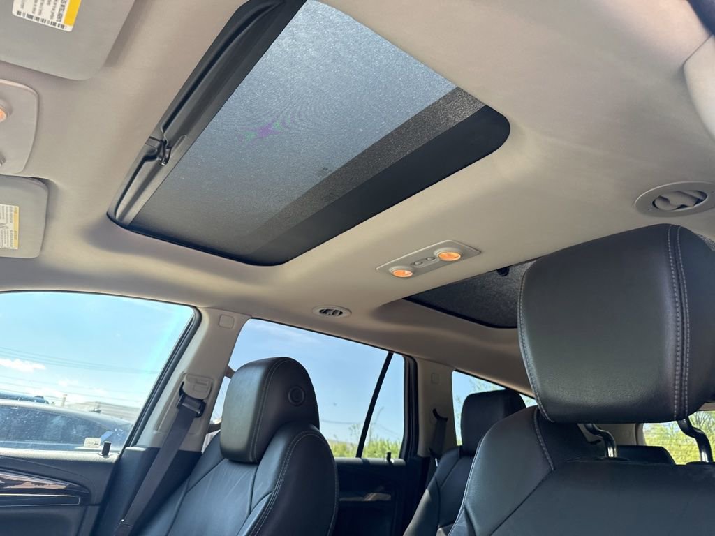 Used 2015 Buick Enclave Leather FWD image 12
