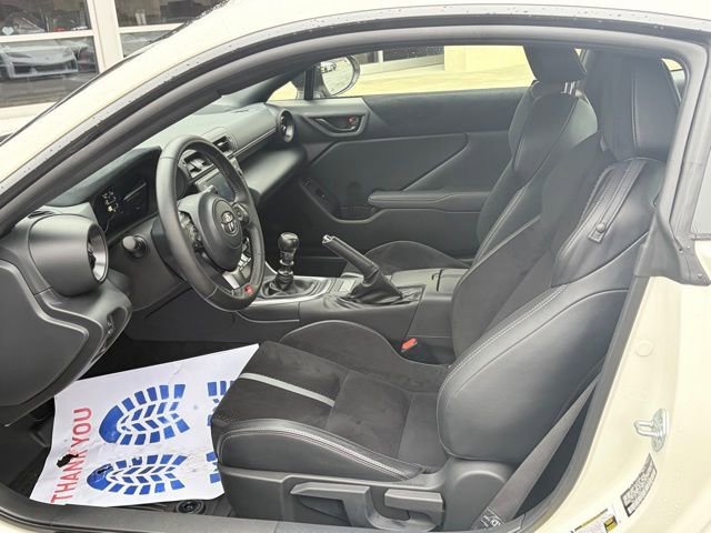 Used 2023 Toyota GR86 Premium image 17