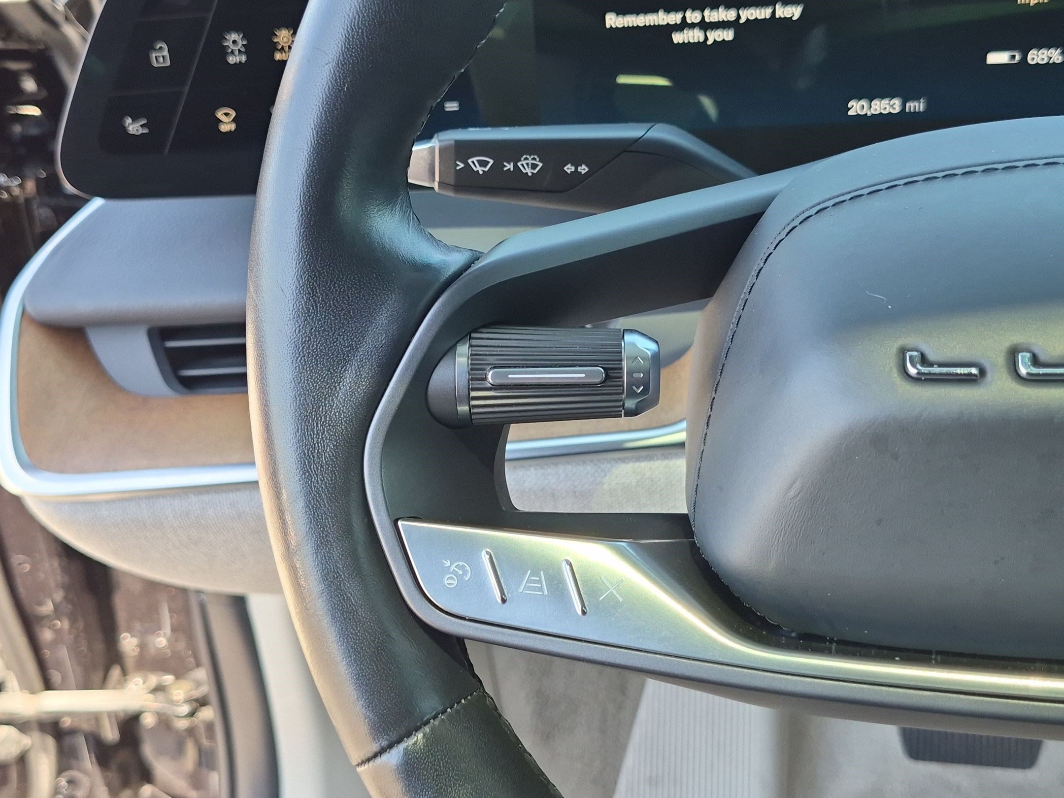 Used 2023 Lucid Air Touring AWD/4WD image 19