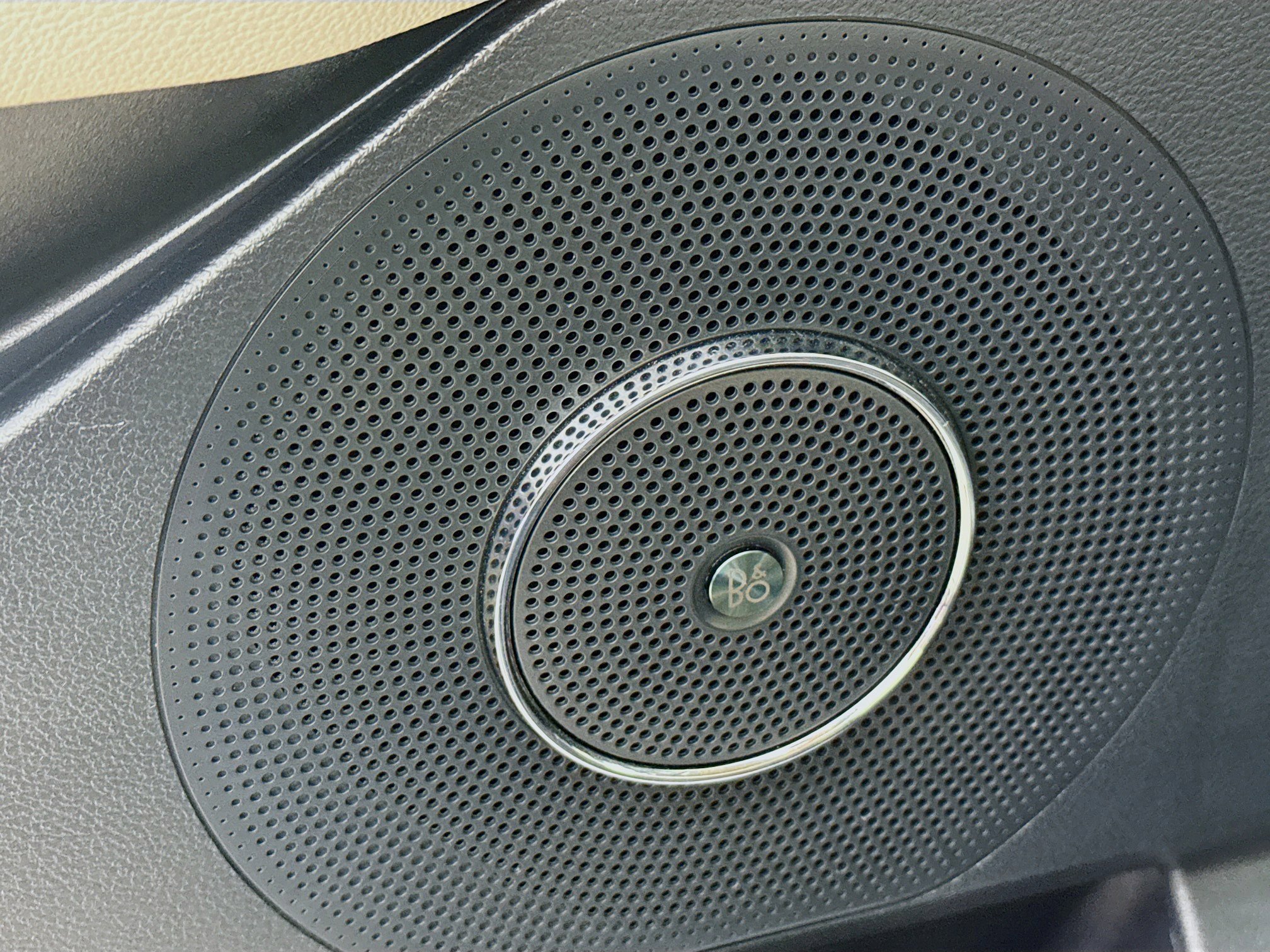 Used 2022 Ford Expedition Limited image 22