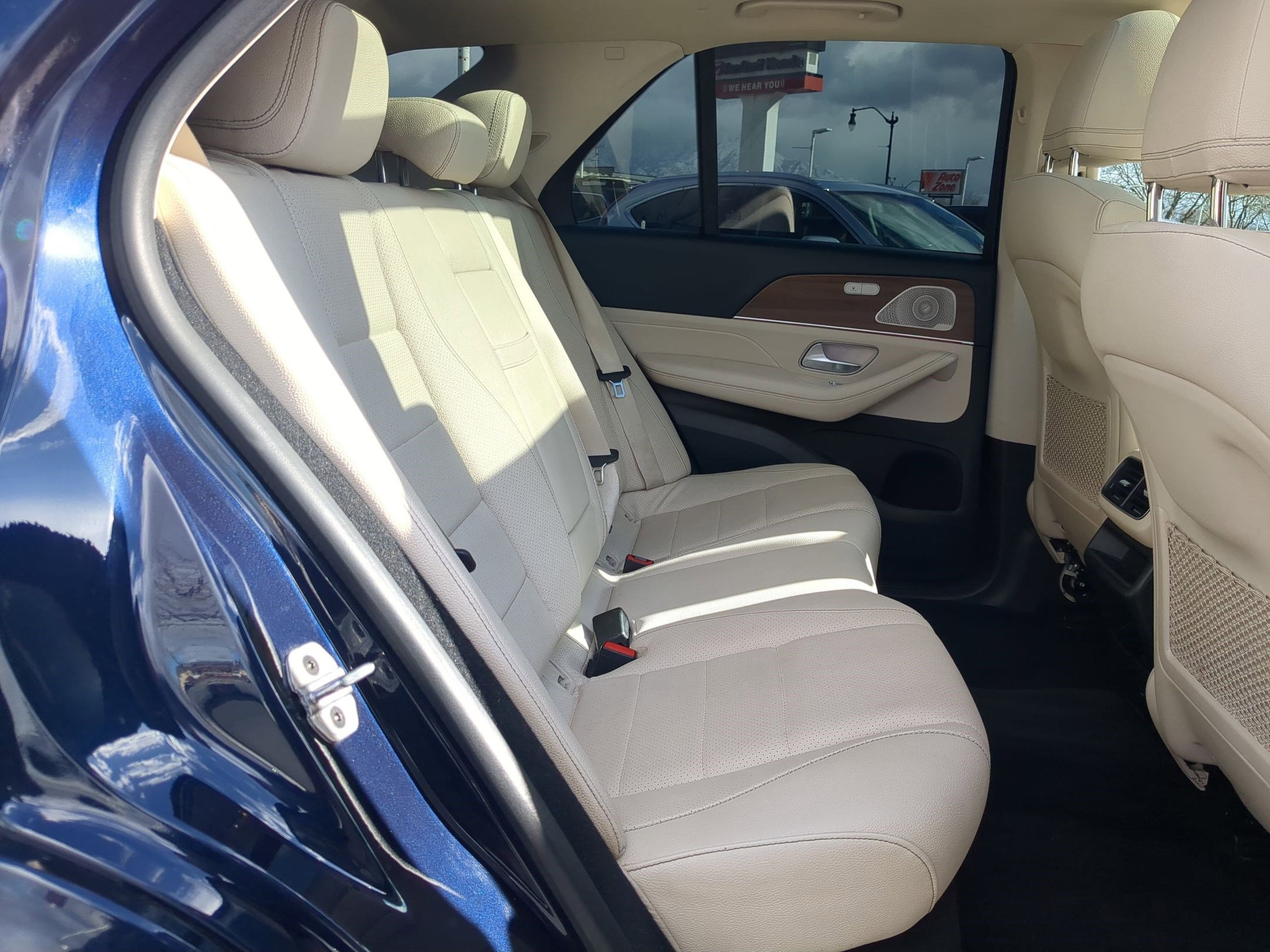 Used 2021 Mercedes-Benz GLE 350 4MATIC image 33