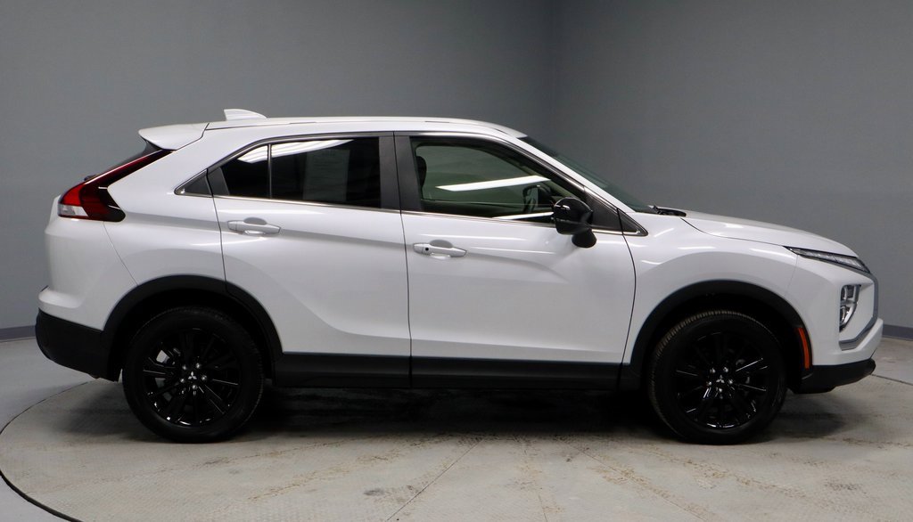 Used 2024 Mitsubishi Eclipse Cross LE image 12