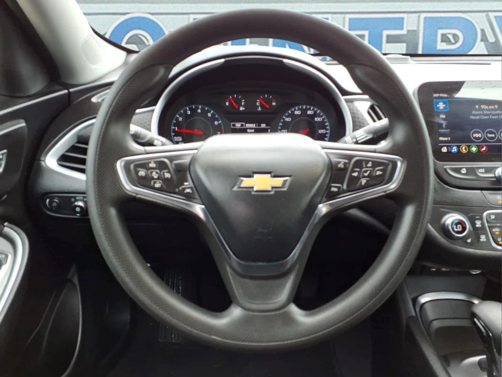 Used 2023 Chevrolet Malibu LT FWD image 15