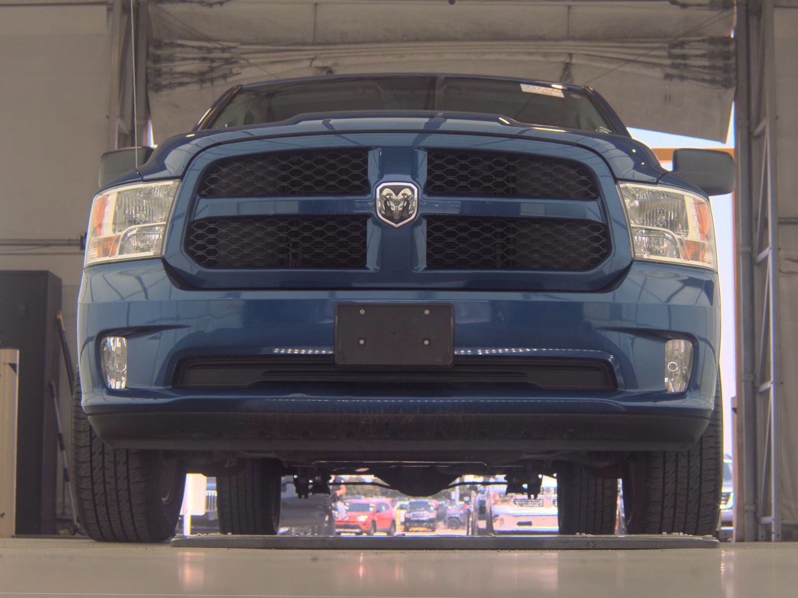 Used 2019 RAM 1500 Express w/ Express Value Package AWD/4WD image 4