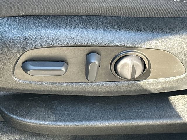 Used 2023 Chevrolet Traverse LT w/ LPO, Floor Liner Package AWD/4WD image 42