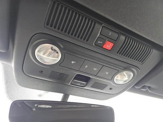 Used 2019 Volkswagen Beetle 2.0T Final Edition SEL image 28