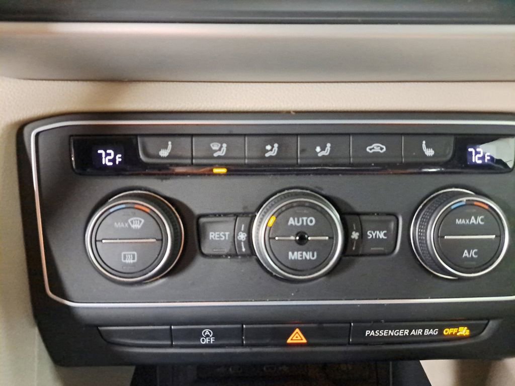 Used 2021 Volkswagen Atlas SE image 31