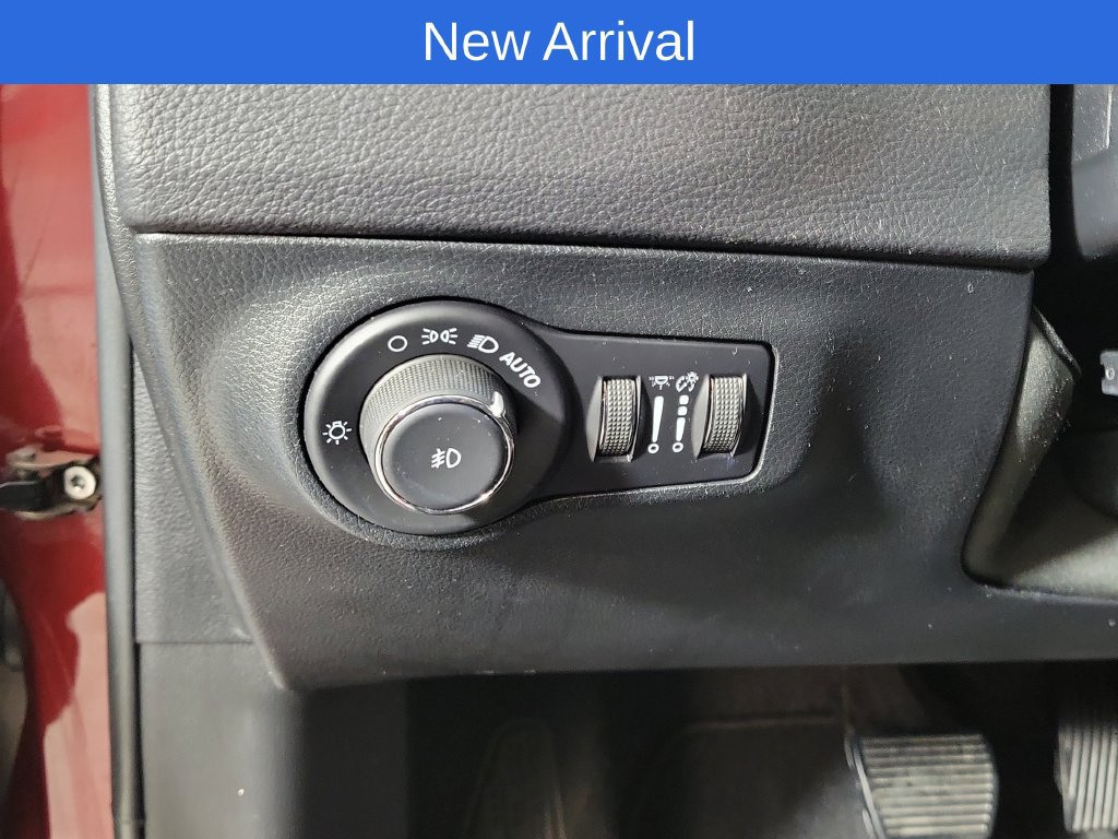 Used 2021 Jeep Compass Latitude FWD image 13