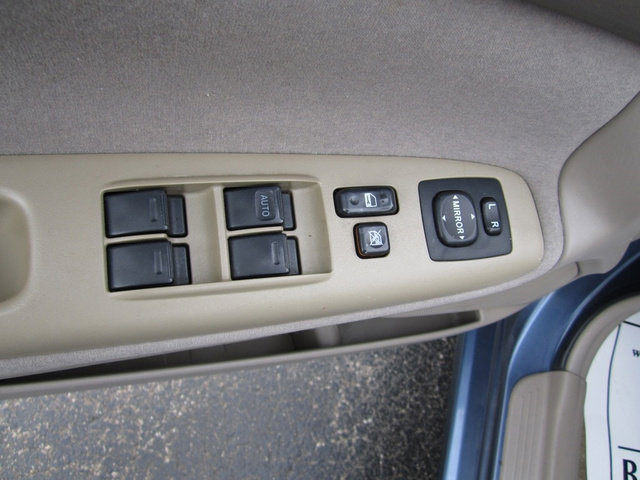 Used 2003 Toyota Camry LE image 10