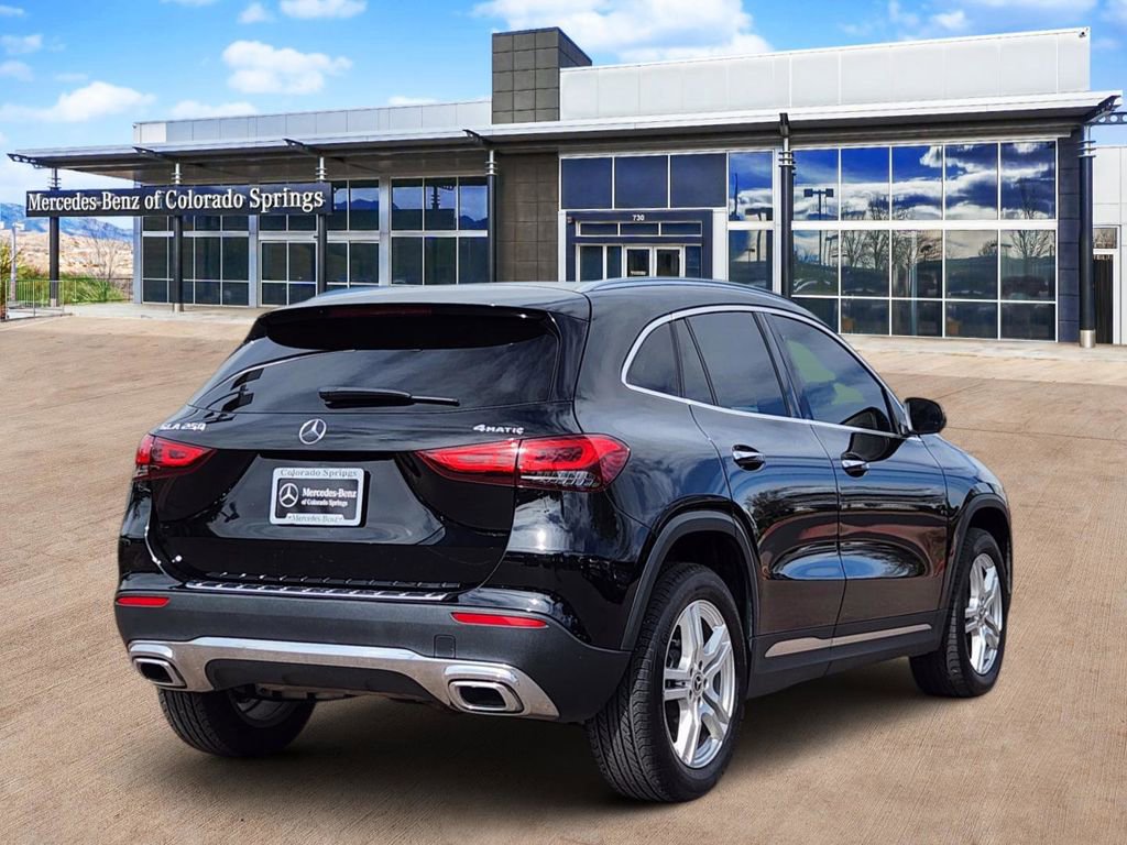 Used 2023 Mercedes-Benz GLA 250 4MATIC image 5