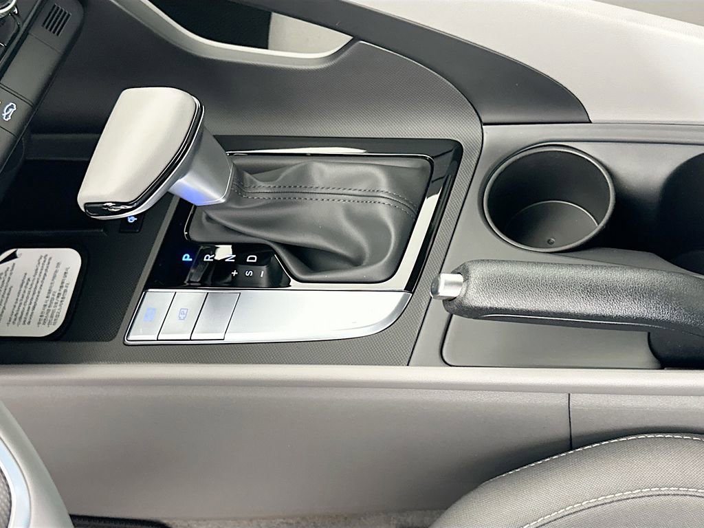 New 2026 Hyundai Elantra Sport image 14