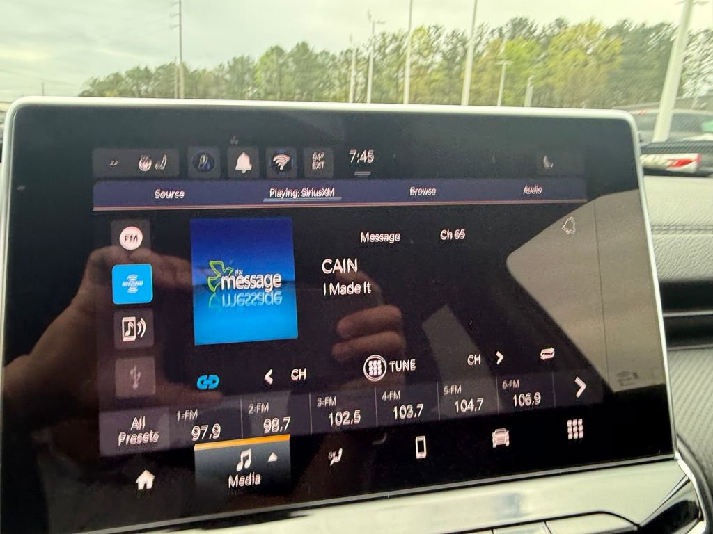 New 2026 Jeep Compass Latitude image 19