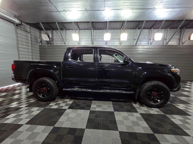 Used 2019 Toyota Tacoma SR5 image 9