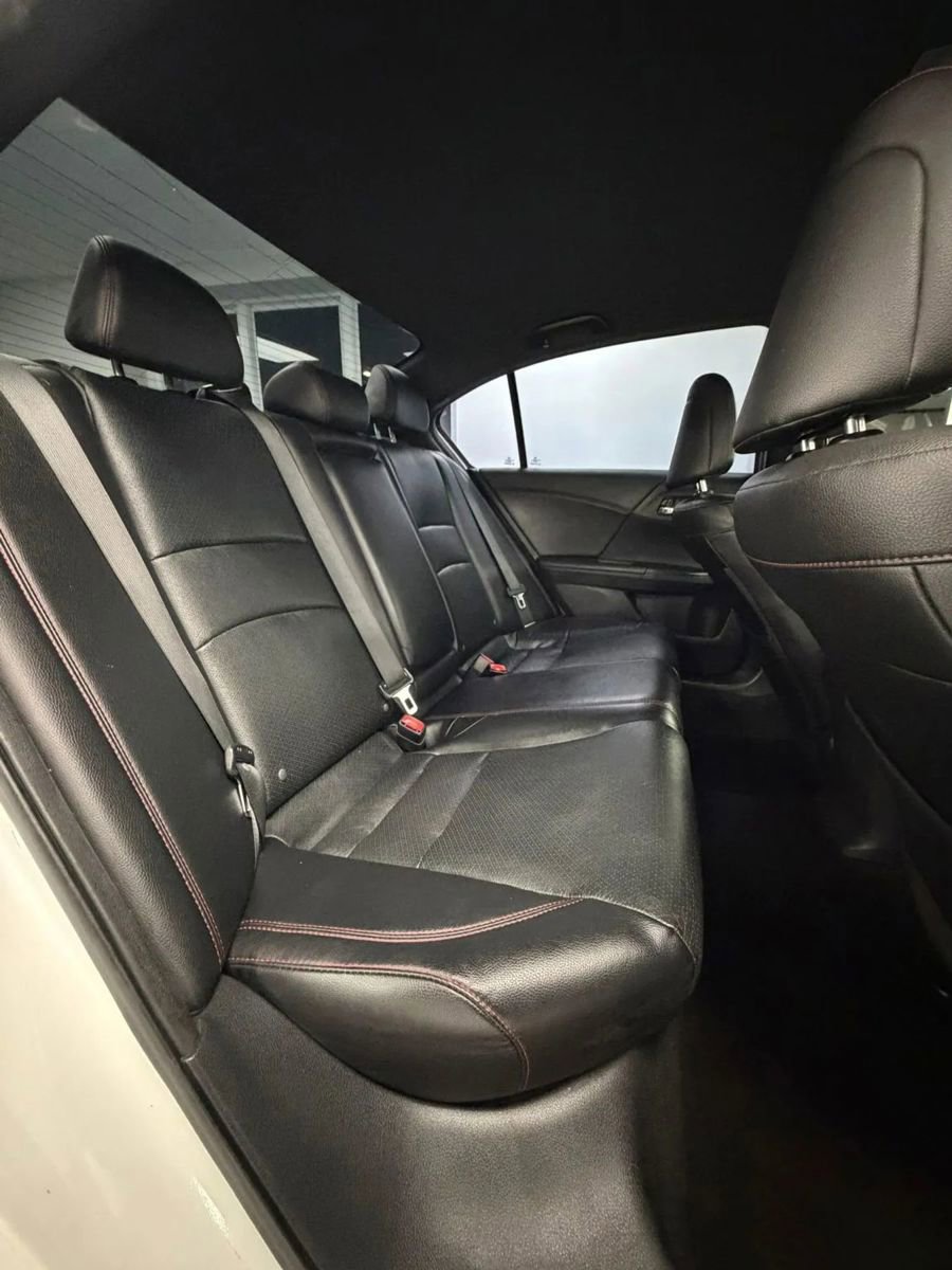 Used 2017 Honda Accord Sport Special Edition image 8
