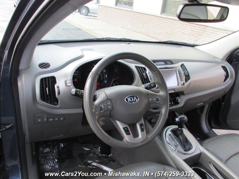Used 2015 Kia Sportage EX image 12