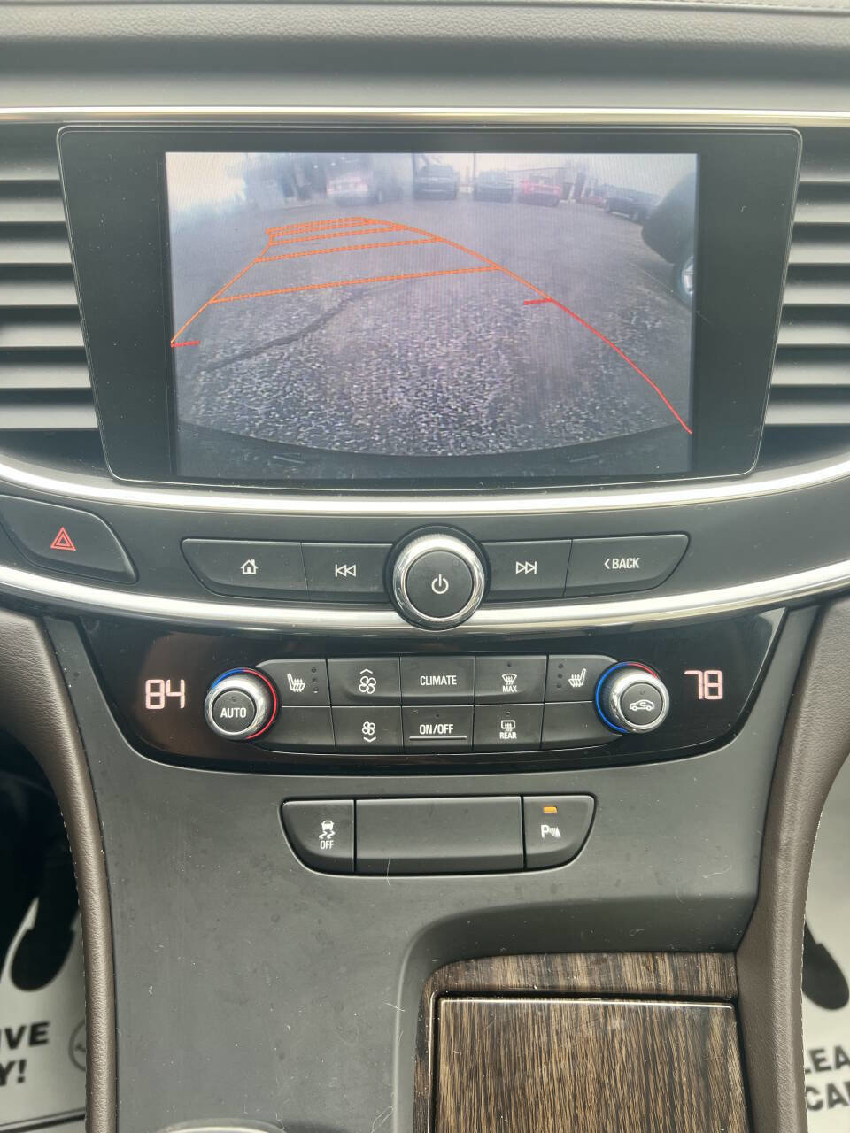 Used 2017 Buick LaCrosse Essence image 13