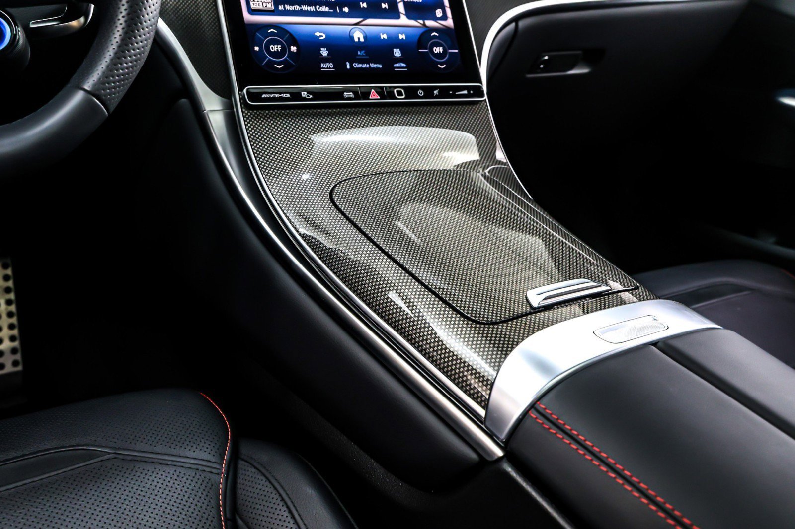 Used 2024 Mercedes-Benz GLC 43 AMG 4MATIC image 7