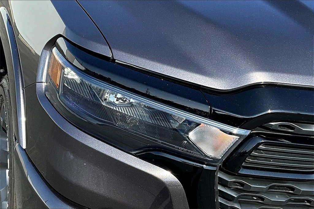 New 2026 RAM 1500 4x4 Crew Cab image 15