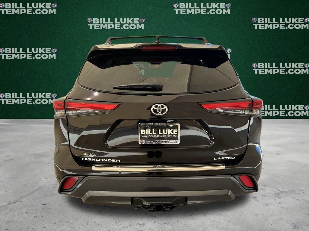 Used 2021 Toyota Highlander Limited image 7